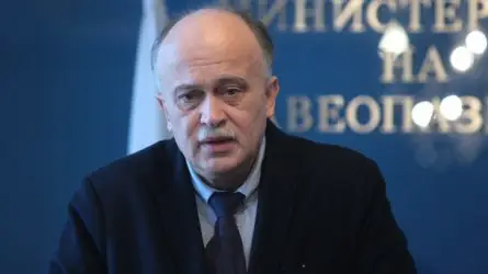 Професор по онкоболести агитирала болници да не приемат болни, докато МЗ не отстъпи