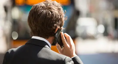 Виктор смени Наталия и събирането на данни по телефона продължава