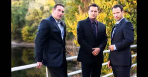 Трио „Тенорите“ в Доходното  малко преди края на февруари