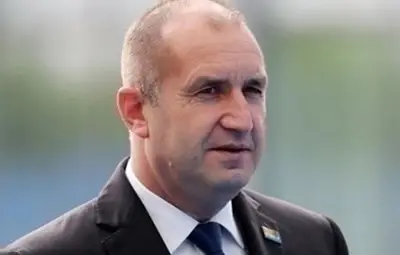 Румен Радев: Времето за диалог свърши. Протести, докато паднат Румен Радев: Времето за диалог свърши. Протести, докато паднат