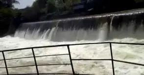 Изпускат контролирано водите на три язовира в Ломовете