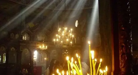 Православната църква почита паметта на Св. Харалампий и Св. Валентина