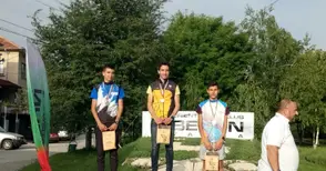 Злато, сребро и бронз за „Компас“-а на държавното първенство в Стрелча