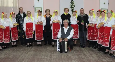 Общински съветници от ГЕРБ &ndash; Русе дариха над 150 козунака на пенсионери