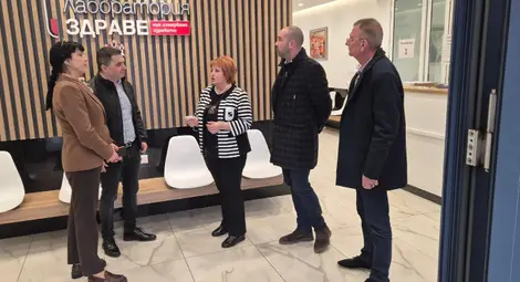 Живка Бучуковска, водач на листата на „Прогресивна България“ – Русе, към работещите в Лаборатория „Здраве“: Превенцията и профилактиката на здравето са приоритет в програмата ни Живка Бучуковска, водач на листата на „Прогресивна България“ – Русе, към работещите в Лаборатория „Здраве“: Превенцията и профилактиката на здравето са приоритет в програмата ни