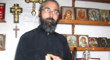 Прогонени от Басарбовския манастир монаси хвърлиха в смут епархията