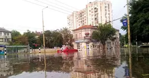 Граждани питат министър Терзиева докога Русе ще плува като Венеция