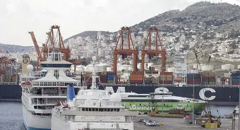 Индустрията на Гърция се срина