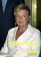 Почина съсъздателката на Inditex Росалия Мера