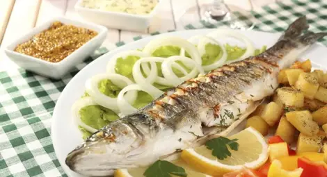 Яденето на повече риба намалява риска от депресия