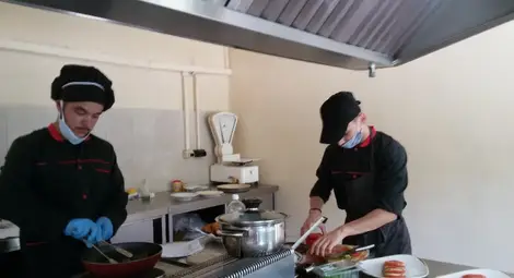 Абитуриентите от Гимназията по туризъм държат най-вкусния зрелостен изпит