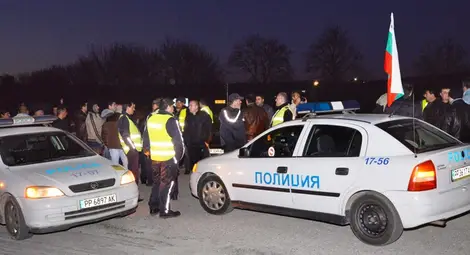 Лавинообразно расте броят на напускащите системата на МВР