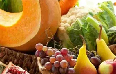 Феноменът 15/15 Момчил Неков иска етикетите на биопродуктите да включват произхода на сорта