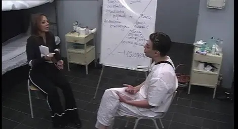 Божана и Валентин подложени на психологична терапия в Изправителния център на VIP Brother