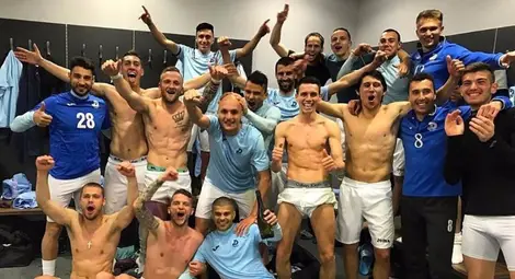 Ето каква бе обстановката в съблекалнята след приземяването на &bdquo;орлите&ldquo;.