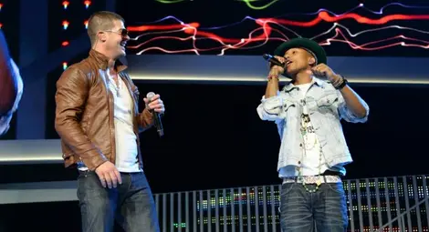 Осъдиха Фарел Уилямс и Робин Тик за плагиатство