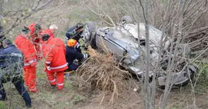 Семейство загина в ужасна катастрофа край Божичен