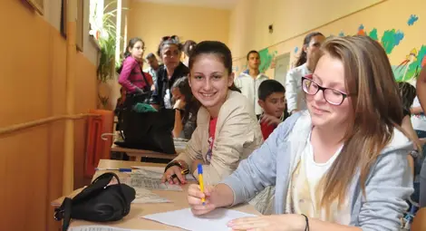 Кандидат-гимназистите подават документи за първо класиране