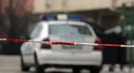 Крадец два пъти за една вечер обрал гаражи в „Дружба 3“ Крадец два пъти за една вечер обрал гаражи в „Дружба 3“