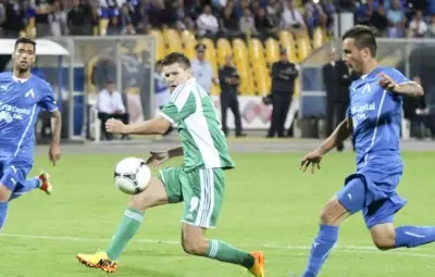 Атакуват "Левски" с котки и зайци