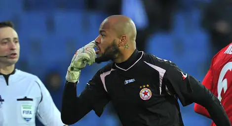 Ница и Ливърпул са новите кандидати за подписа на М`Боли