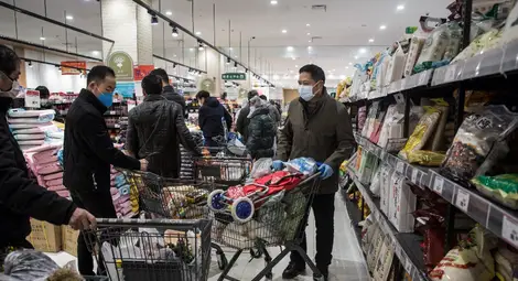 Китай за пръв път осветли данни за заразата и обяви кои са най-застрашени