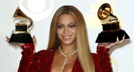 Откраднаха рокли и чанти на Бионсе за $1 милион Откраднаха рокли и чанти на Бионсе за $1 милион