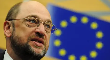 Мартин Шулц не изключва ревизия на споразумението с Берн Мартин Шулц не изключва ревизия на споразумението с Берн