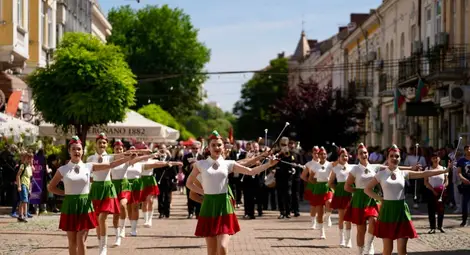 Пенчо Милков: Това чудо - буквите - толкова малко на брой, останаха най-трайното нещо по нашите земи