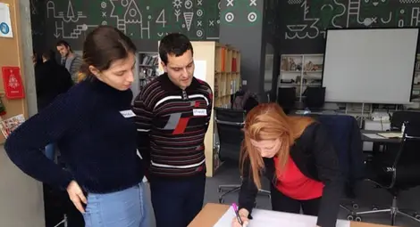 &bdquo;Заедно в час&ldquo; търси новите училища за пример