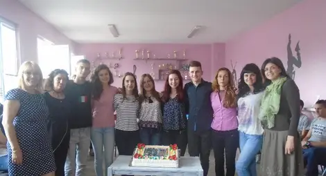 Русенският младежки дом изпрати шестима свои абитуриенти 