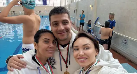 Теодор Цветков взе участие в благотворителен турнир по плуване за деца с физически и интелектуални увреждания