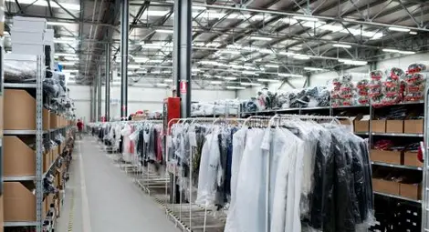 Луд пазар в нета от полунощ: Fashion Days обявява зверски намаления до -90%!