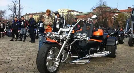 Мотористите не се разделят с моторите си