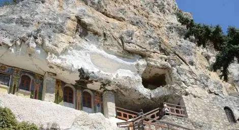 Два русенски манастира се наредиха сред 100-те национални обекта