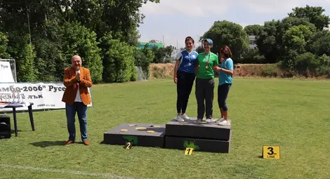 Отлично представяне на русенските стрелци на домашния турнир "Дунавски стрели" 2022 /галерия/