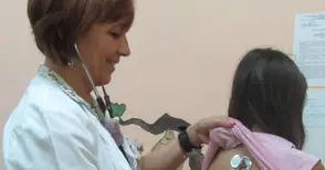 Мръсни ръце от игри навън разболяват децата през лятото