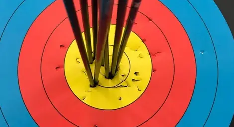 Стрелците с лък ще дърпат тетивата в халетата на автомобилна фирма