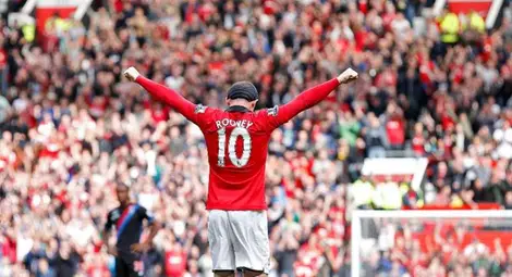 Ван Перси и Рууни с голове за победа на Юнайтед 