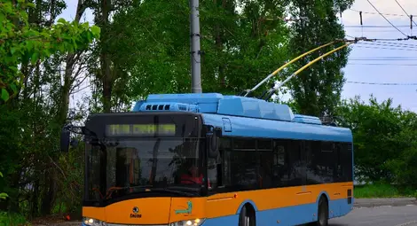 Антимонополът отхвърли жалба срещу избора на доставчик на тролейбуси за Русе