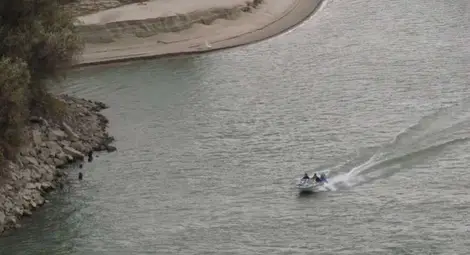 Наш катер участва в издирването на паднал от Дунав мост румънец