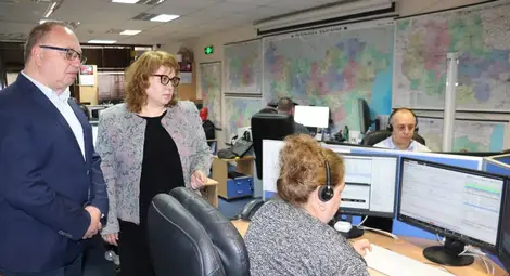 На над 350&nbsp;000 сигнала са реагирали от Районен център 112 в Русе  през изминалата година. 155 от тях са неверните