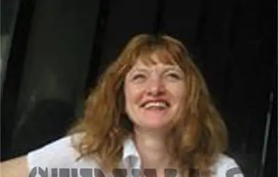 Жаклин легнала на релсите заради депресия, майка й също загинала под влак