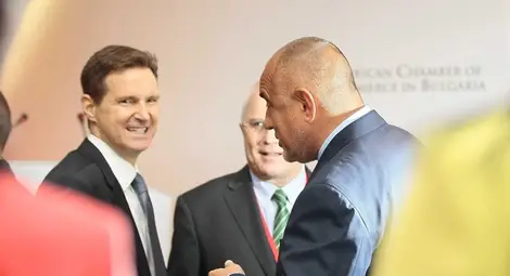 US посланик Родерик Мур: Не отписвайте &bdquo;Уестингхаус&ldquo;