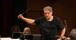 Мащабната оперна продукция „Ернани“ впечатлява с кинореализъм