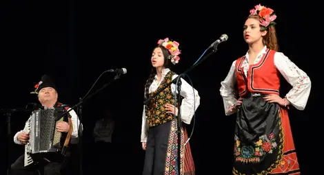 Куп награди останаха в Русе след фолклорния конкурс