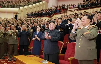 Ким Чен Ун даде пищен прием за ядрените учени Ким Чен Ун даде пищен прием за ядрените учени