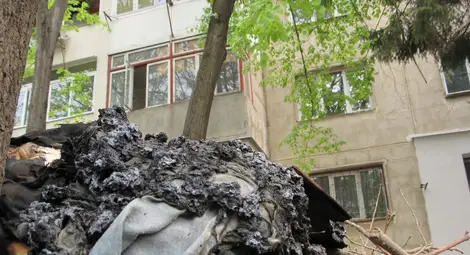 Блок в &bdquo;Здравец&ldquo; поиска изселване на съсед след два пожара за два дни