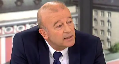 Зам.-министър на транспорта ще съди превозвачи