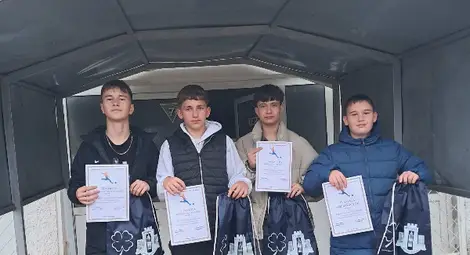 Комисията за борба с младежки противообществени прояви в Кубрат отличи изявени футболисти&nbsp;